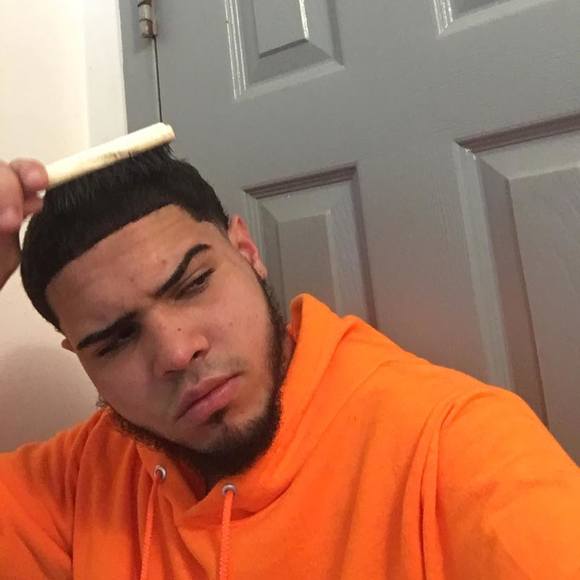 Meet your Posher, Abdiel - Picture 1 of 1